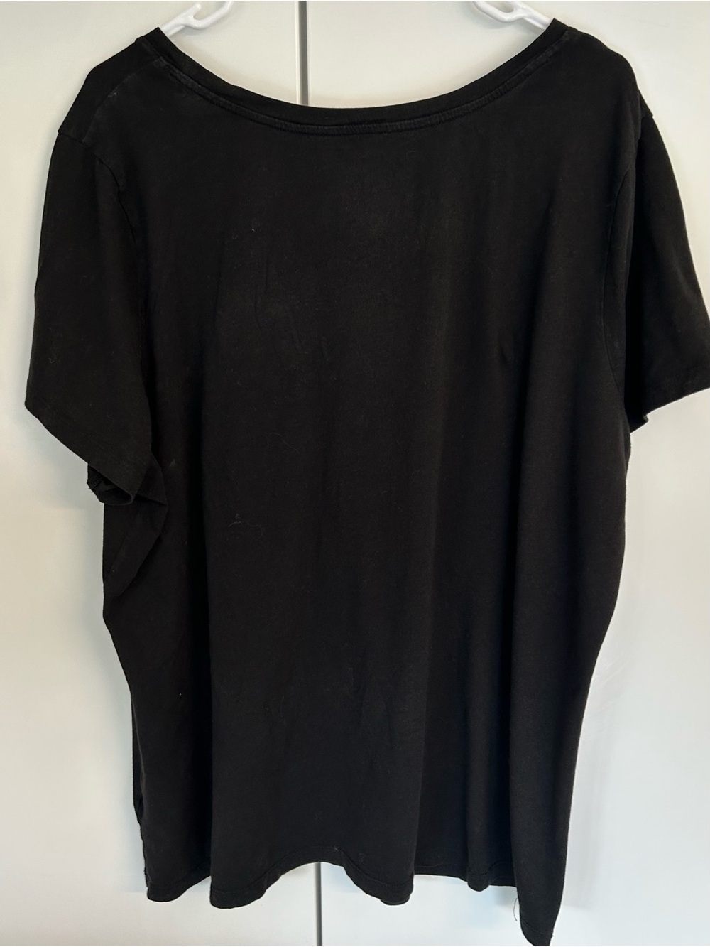 In Every Story Women’s Black Floral Graphic Short Sleeve Tee
Size 2X - Picture 5 of 12